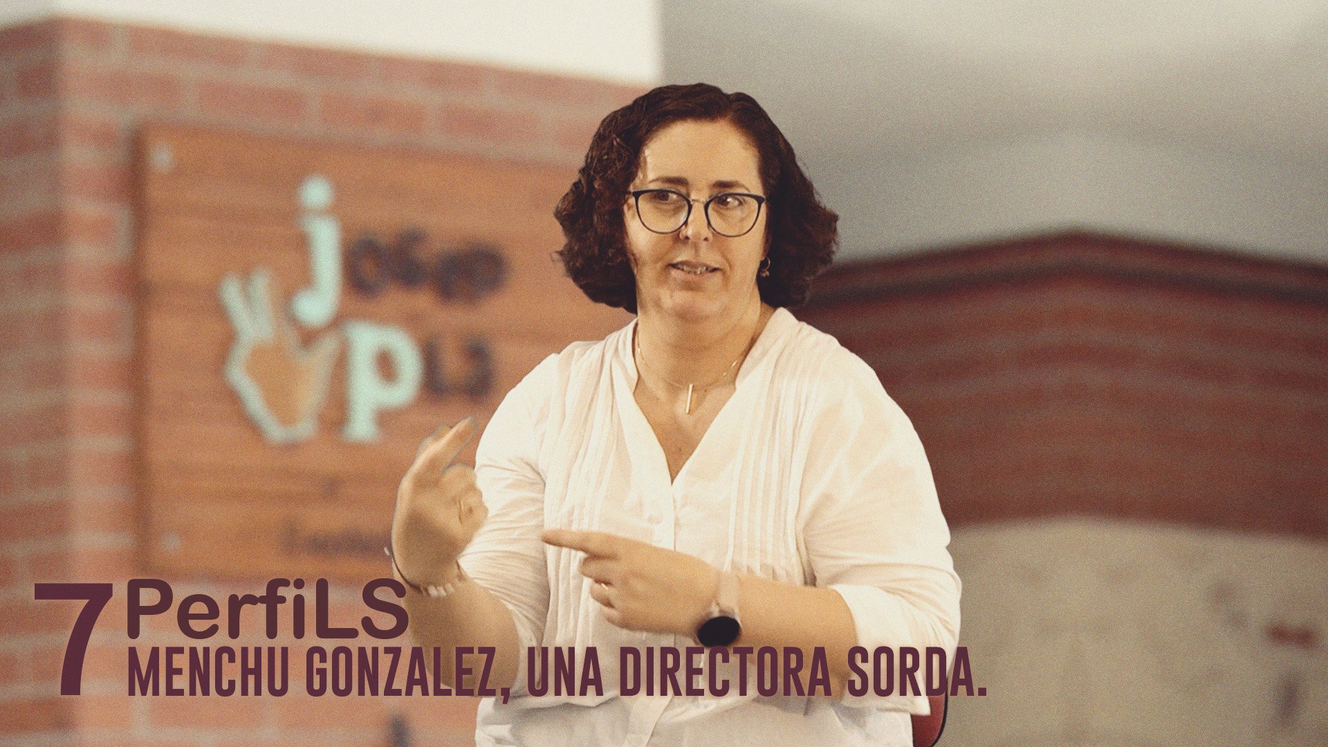 Una directora sorda, Menchu González